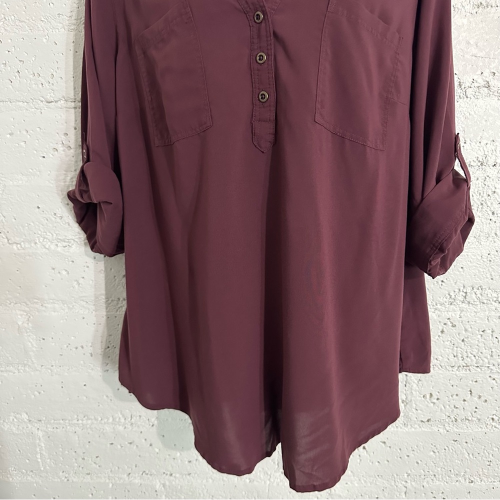 Torrid Women’s Plus Top 3 (3X) Red Harper Tab Sleeve Tunic Rayon Blend BO16 - Picture 4 of 6